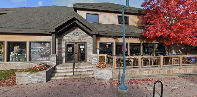 Moonshin'hers Café Bistro Inc.