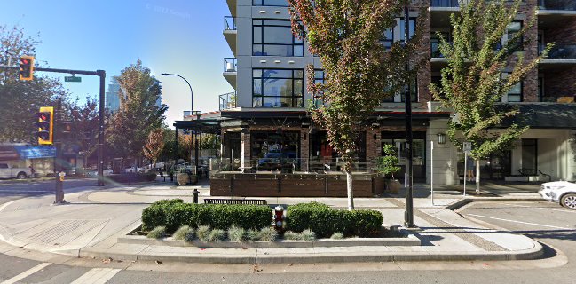 Browns Socialhouse Lower Lonsdale