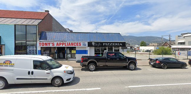 Opinii despre Corleone’s Pizzeria în Penticton - Hospitality and gastronomy