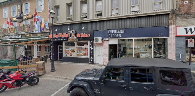 Philthy Philly’s Cheesesteaks and Poutinerie