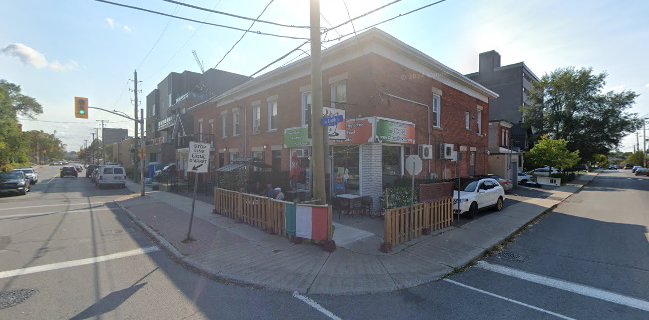 Giovanni's Snack Bar & Pizzeria