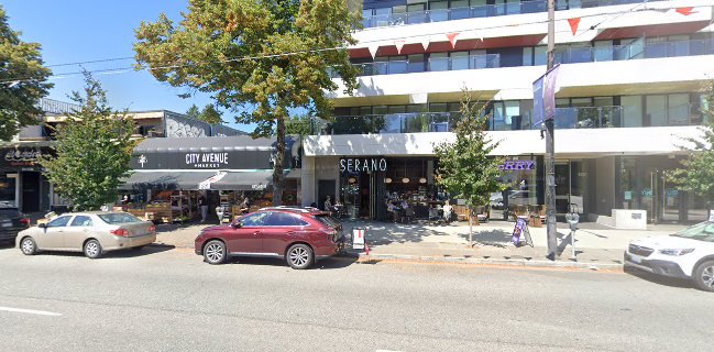 Opinii despre Serano Greek Pastry în Vancouver - Hospitality and gastronomy