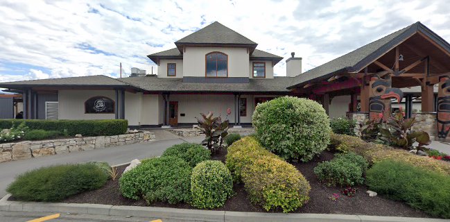 19 Okanagan Grill + Bar