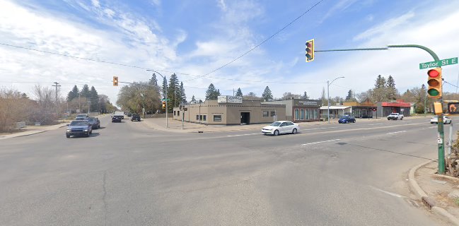 Opinii despre Kisavos Restaurant & Lounge în Saskatoon - Hospitality and gastronomy