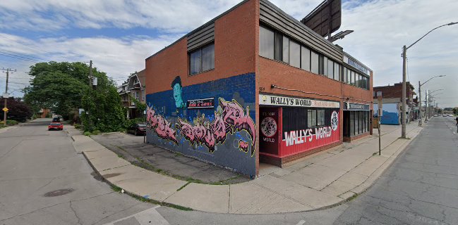 Opinii despre Wally's World Bar And Grill în Hamilton - Hospitality and gastronomy