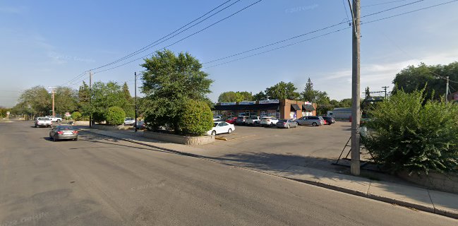 1605 29th St W, Saskatoon, SK S7L 0N6