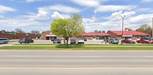 Lil' Louie's Eats & Sweets