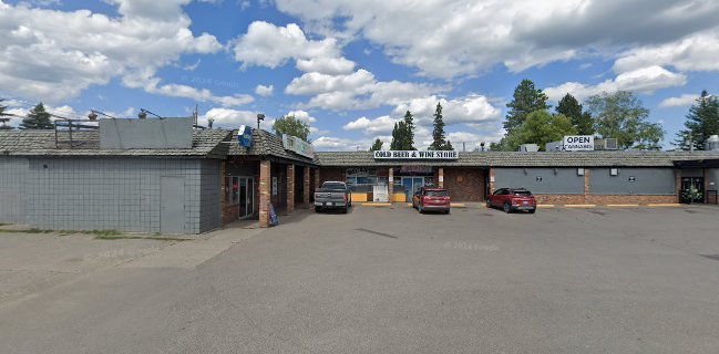 Opinii despre First Litre Cold Beer Store în Prince George - Hospitality and gastronomy