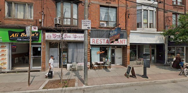 1426 Queen St W, Toronto, ON M6K 1M1