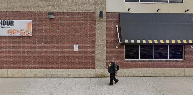 Perla Oyster Bar & Grill